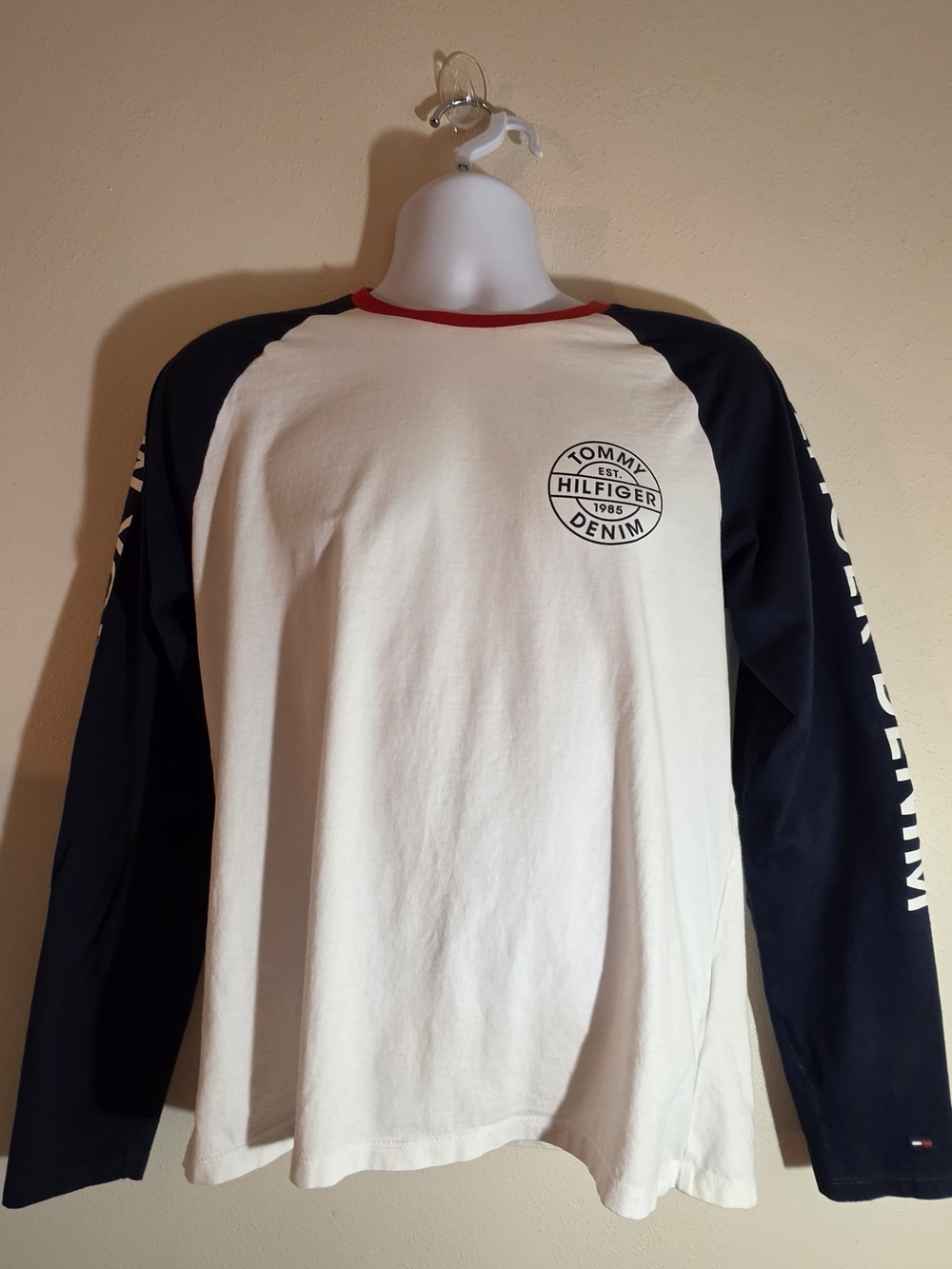 Tommy Hilfiger New York City White, Navy & Red Raglan Long-Sleeve Tee